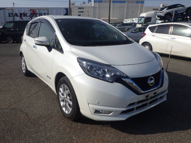 Nissan Note e-POWER X